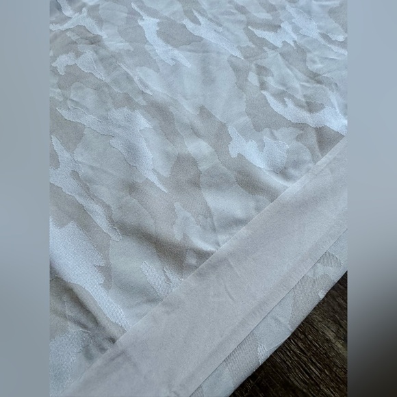 NWT Athleta Brooklyn Jogger Pants 26 Tan Camo New with Tags $98 - Picture 7 of 11